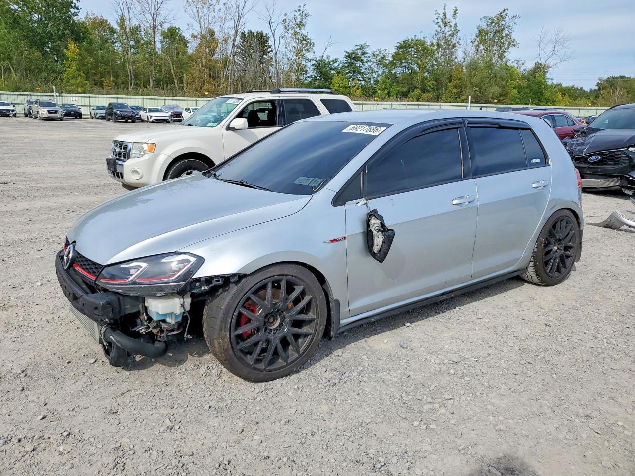 2016 VOLKSWAGEN GTI S/SE | 3VW4T7AU1GM028610 | UPCARS