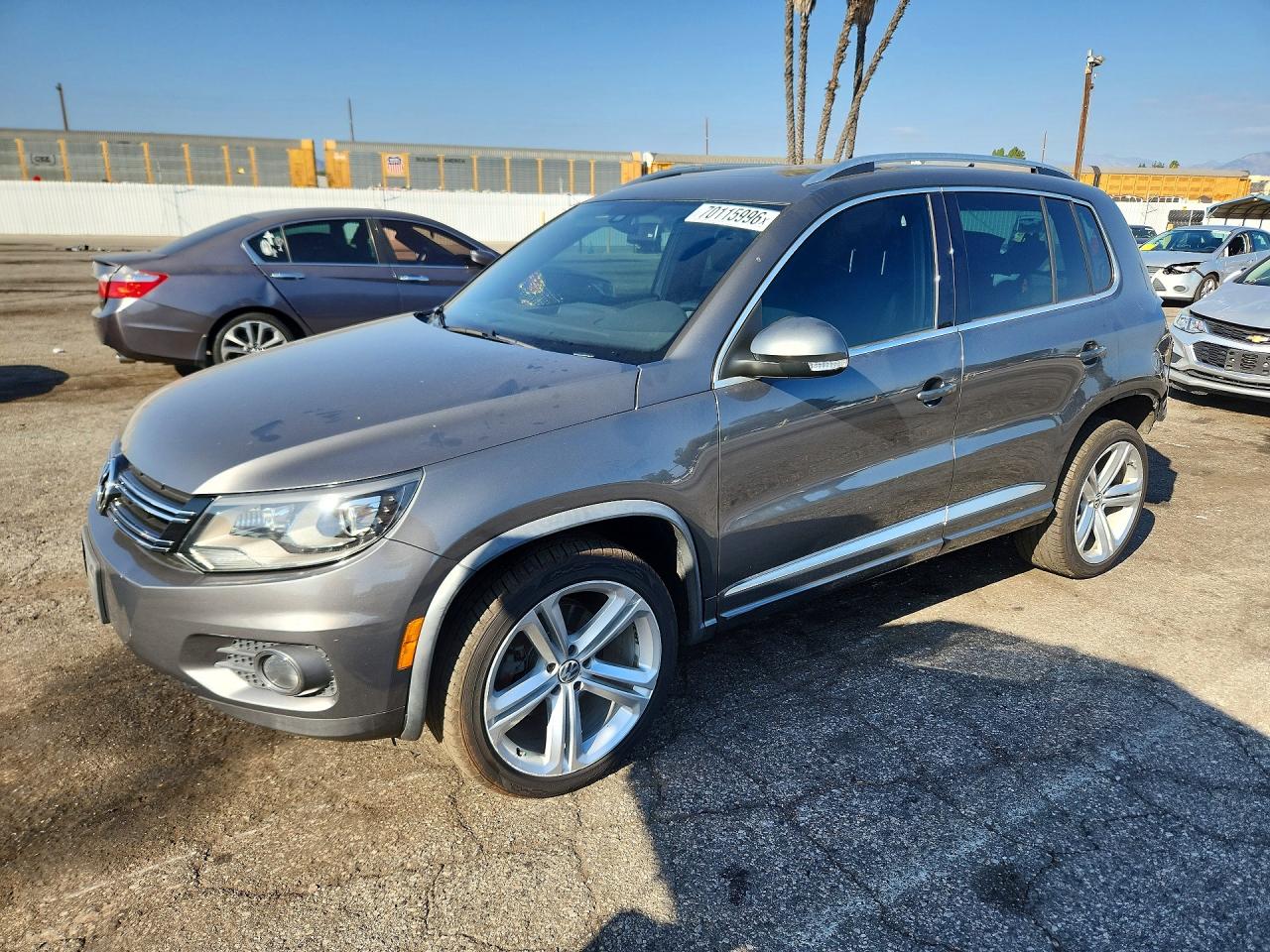 2014 VOLKSWAGEN TIGUAN S | WVGAV3AX8EW101774 | UPCARS