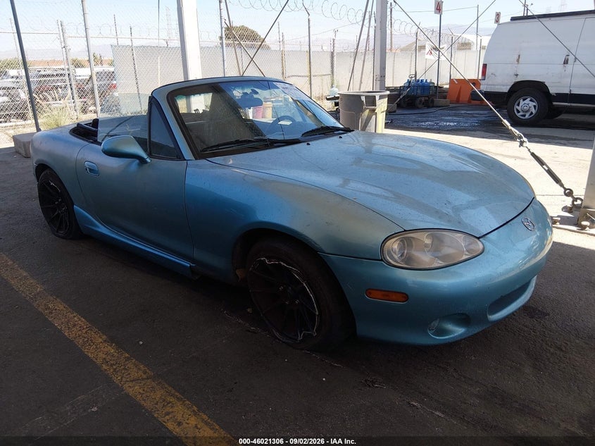 2001 MAZDA MX-5 MIATA LS/SPECIAL EDITION | JM1NB353010219126 | UPCARS