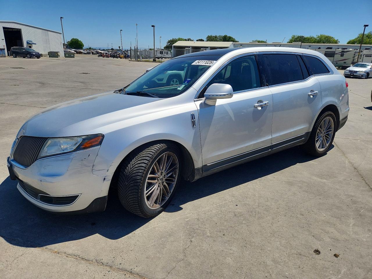 2013 LINCOLN MKT | 2LMHJ5AT8DBL57498 | UPCARS