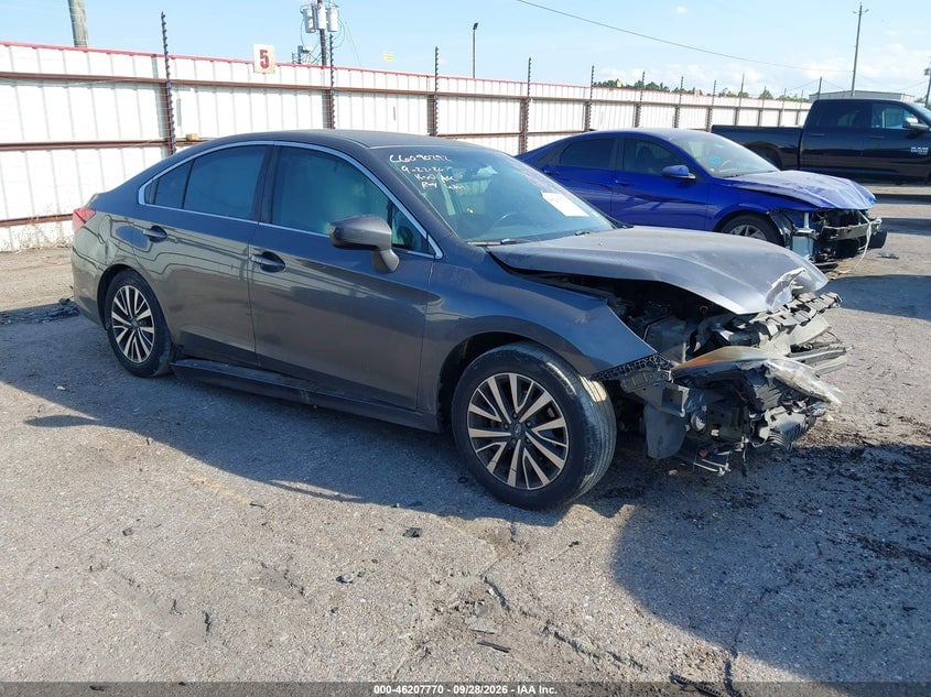 2018 SUBARU LEGACY 2.5I PREMIUM | 4S3BNAC65J3033737 | UPCARS