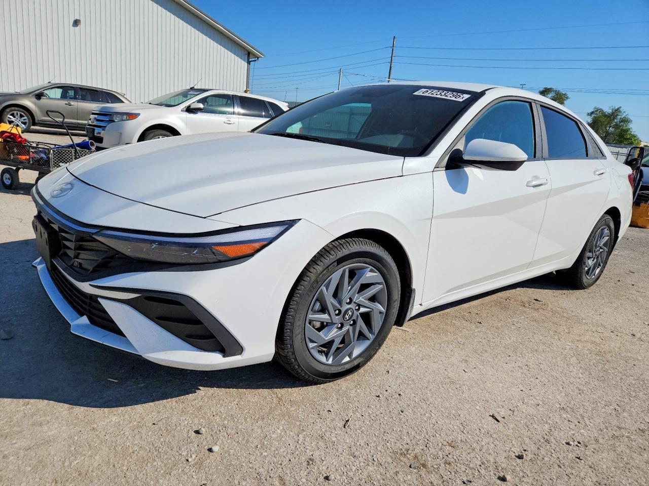 2025 HYUNDAI ELANTRA BLUE | KMHLM4DJ6SU127208 | UPCARS