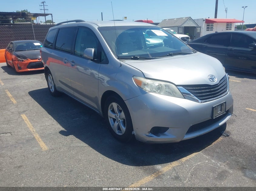 2014 TOYOTA SIENNA LE V6 8 PASSENGER | 5TDKK3DC0ES497726 | UPCARS