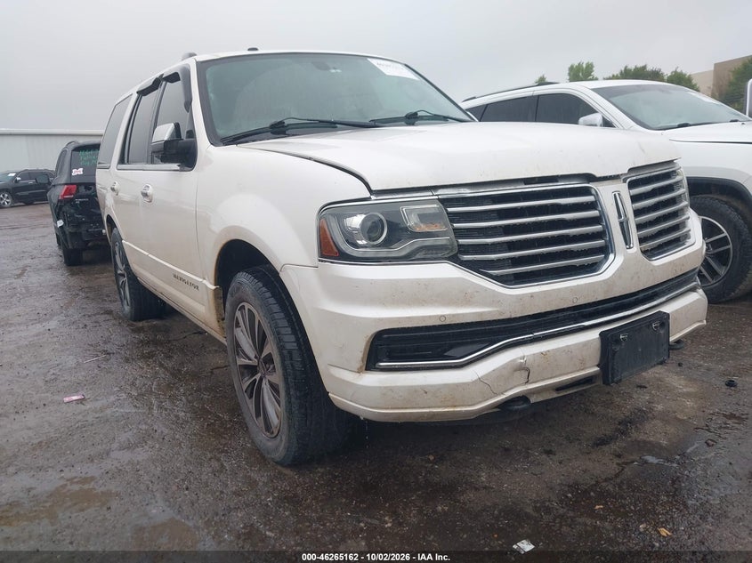 2015 LINCOLN NAVIGATOR | 5LMJJ2HT5FEJ08887 | UPCARS