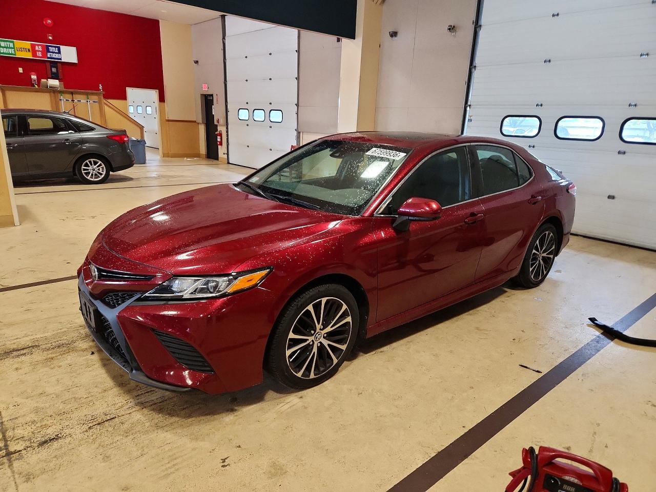 2018 TOYOTA CAMRY SE | 4T1B11HKXJU669464 | UPCARS