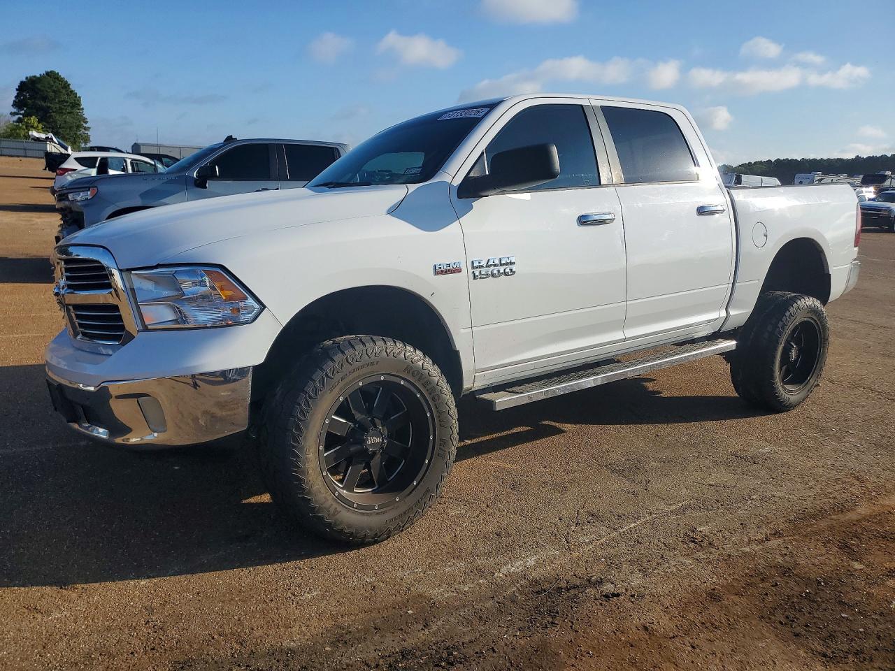 2014 RAM 1500 SLT | 1C6RR6LTXES164980 | UPCARS