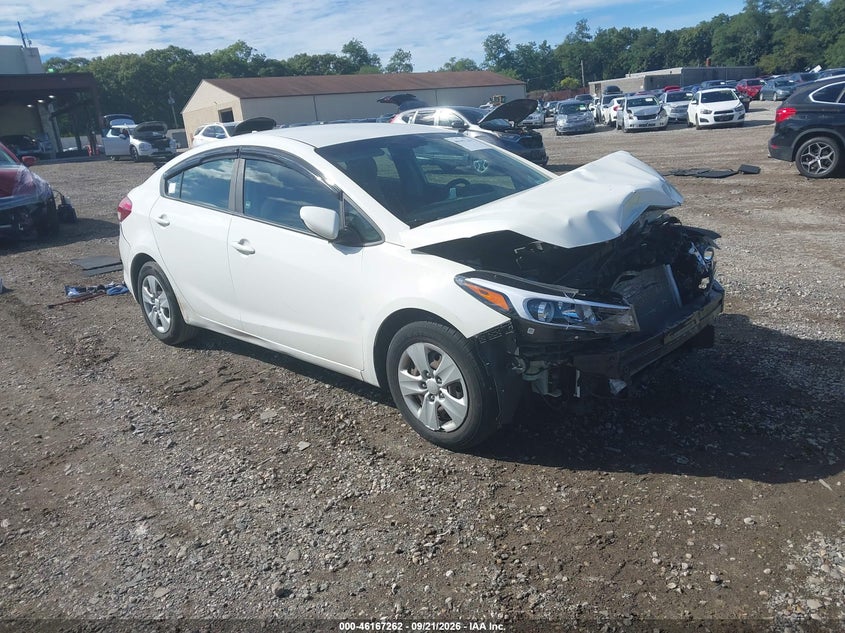2018 KIA FORTE LX | 3KPFK4A71JE273089 | UPCARS