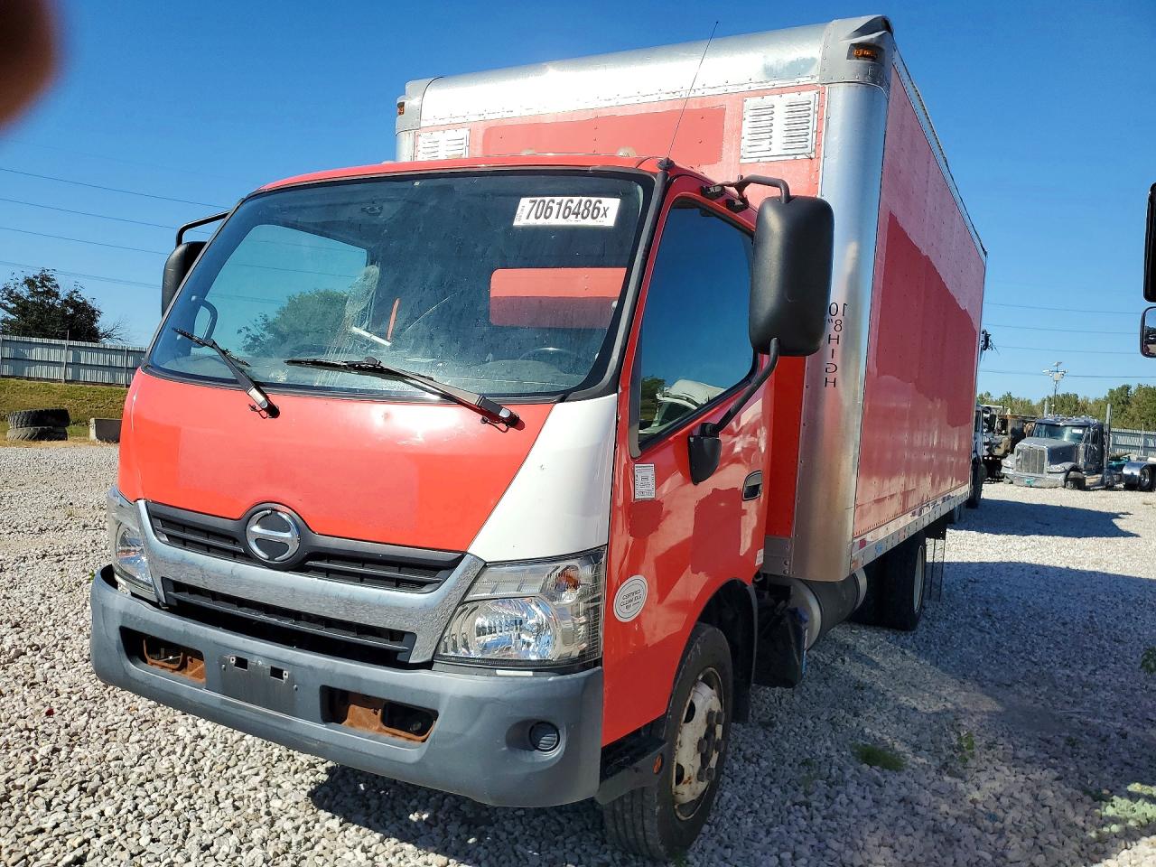 2018 HINO 195 BOX TRUCK | JHHSDM2H0JK006570 | UPCARS