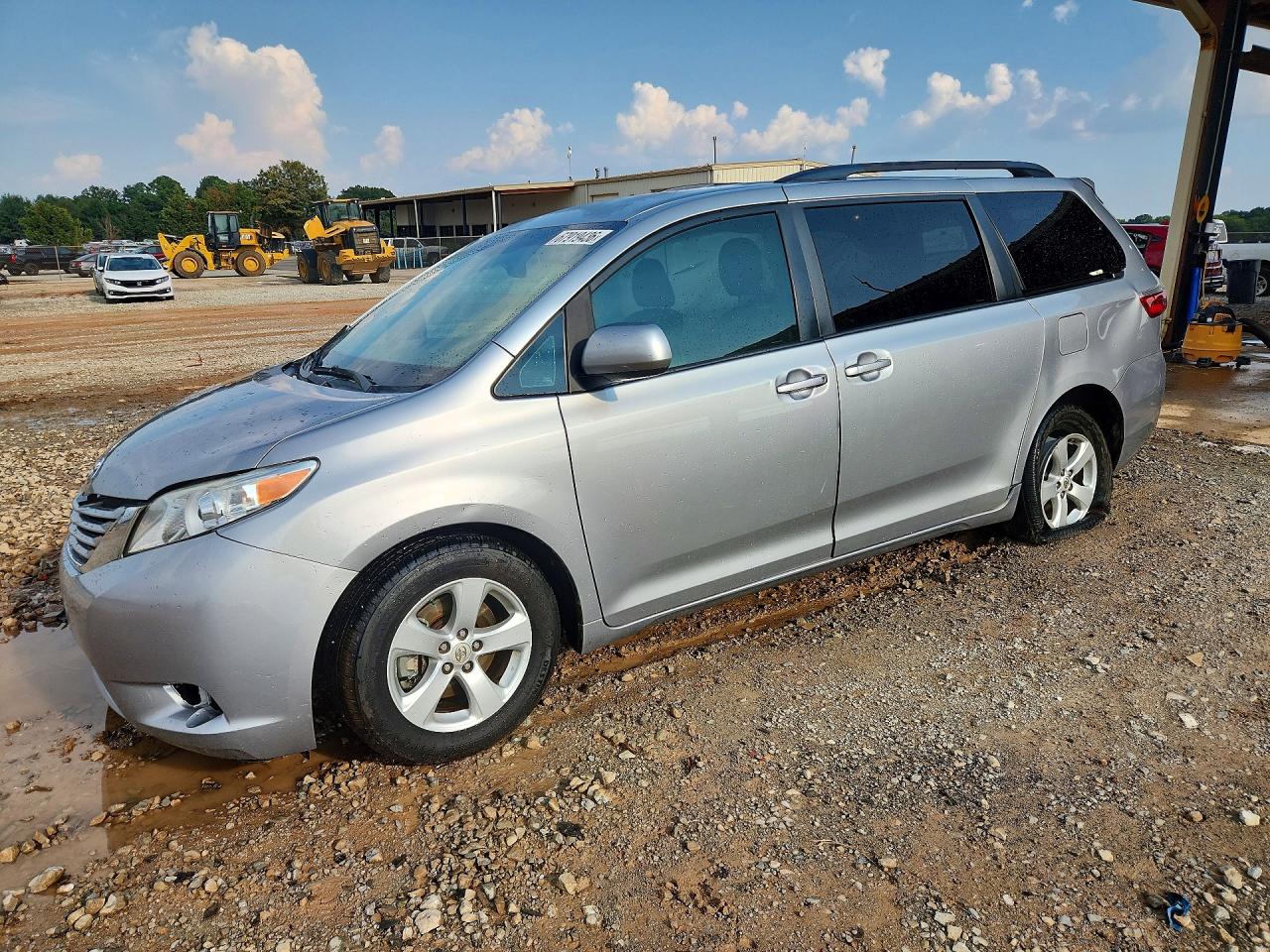 2016 TOYOTA SIENNA LE | 5TDKK3DC9GS714712 | UPCARS