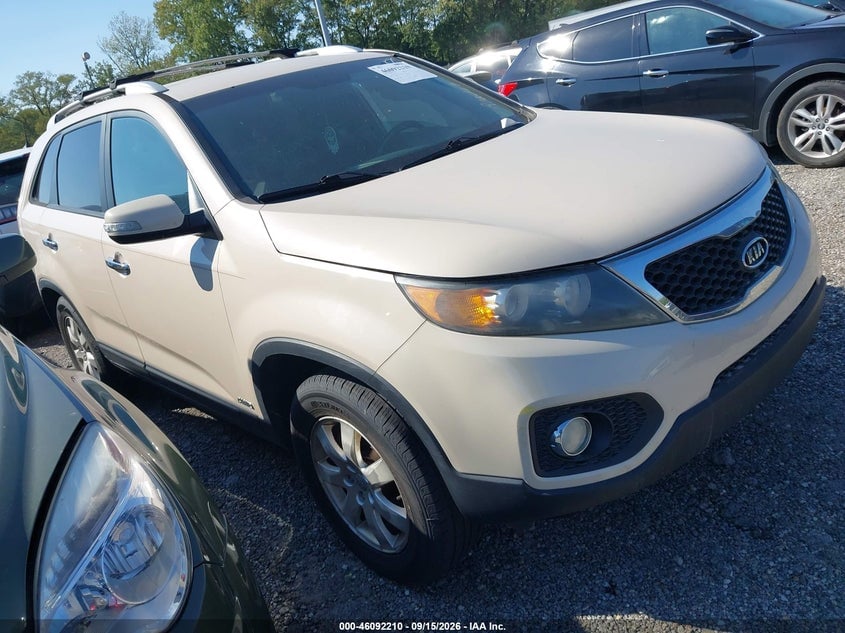 2012 KIA SORENTO LX | 5XYKTCA69CG209157 | UPCARS