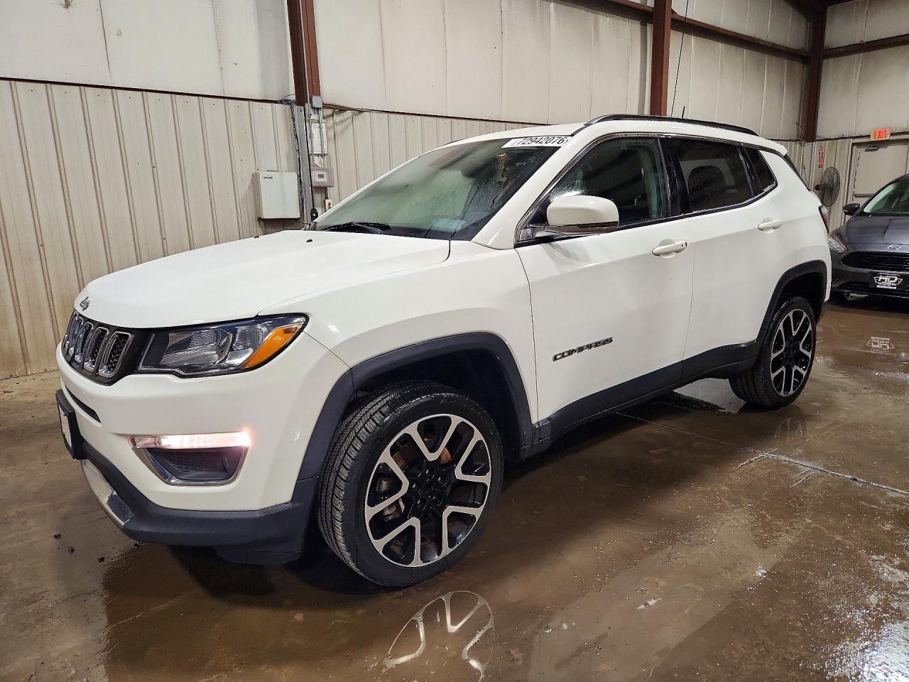 2017 JEEP COMPASS LIMITED | 3C4NJDCB9HT631903 | UPCARS