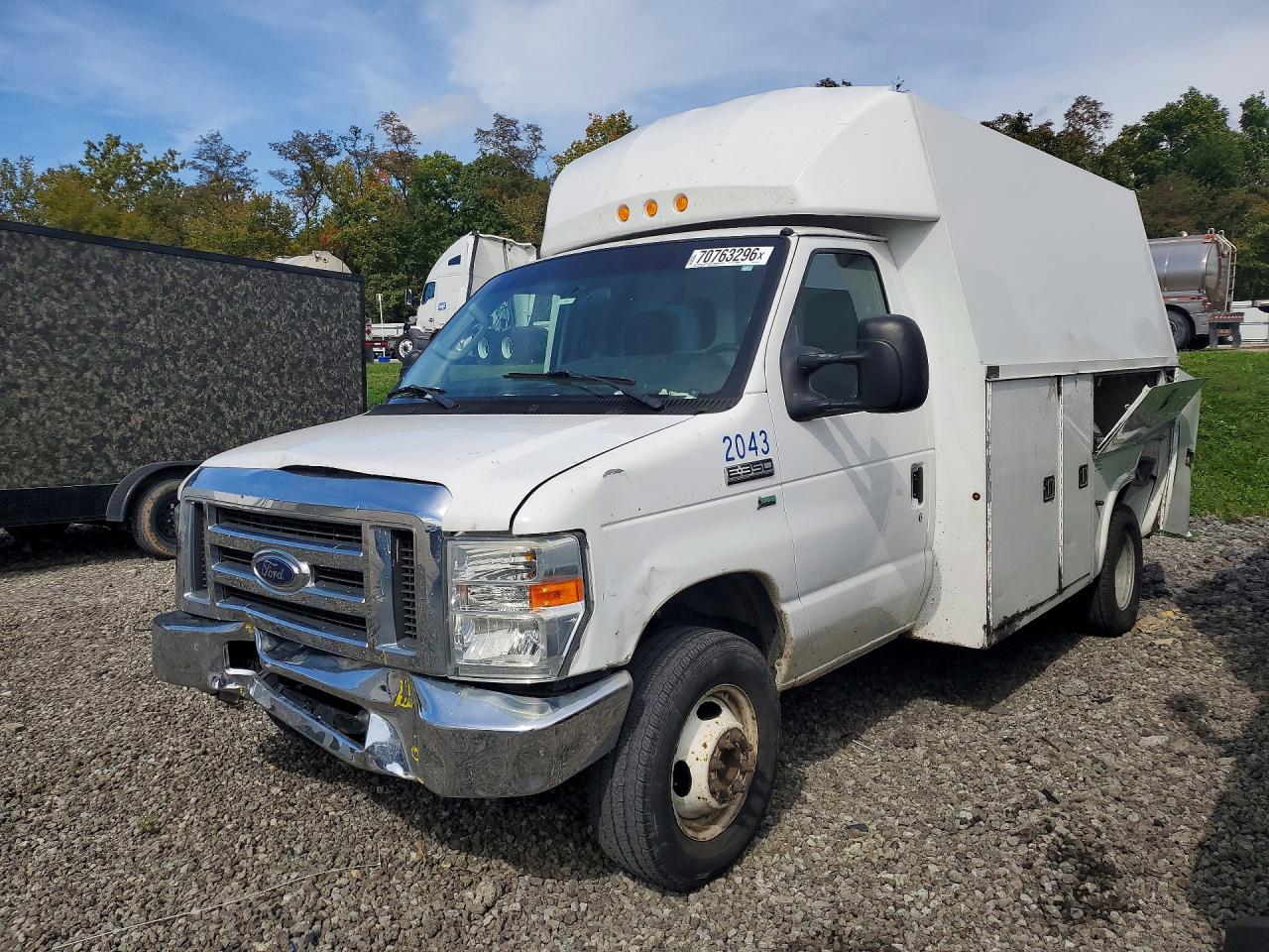 2010 FORD ECONOLIN E350 SUPER DUTY CUTAWAY VAN | 1FDWE3FLXADA75762 | UPCARS