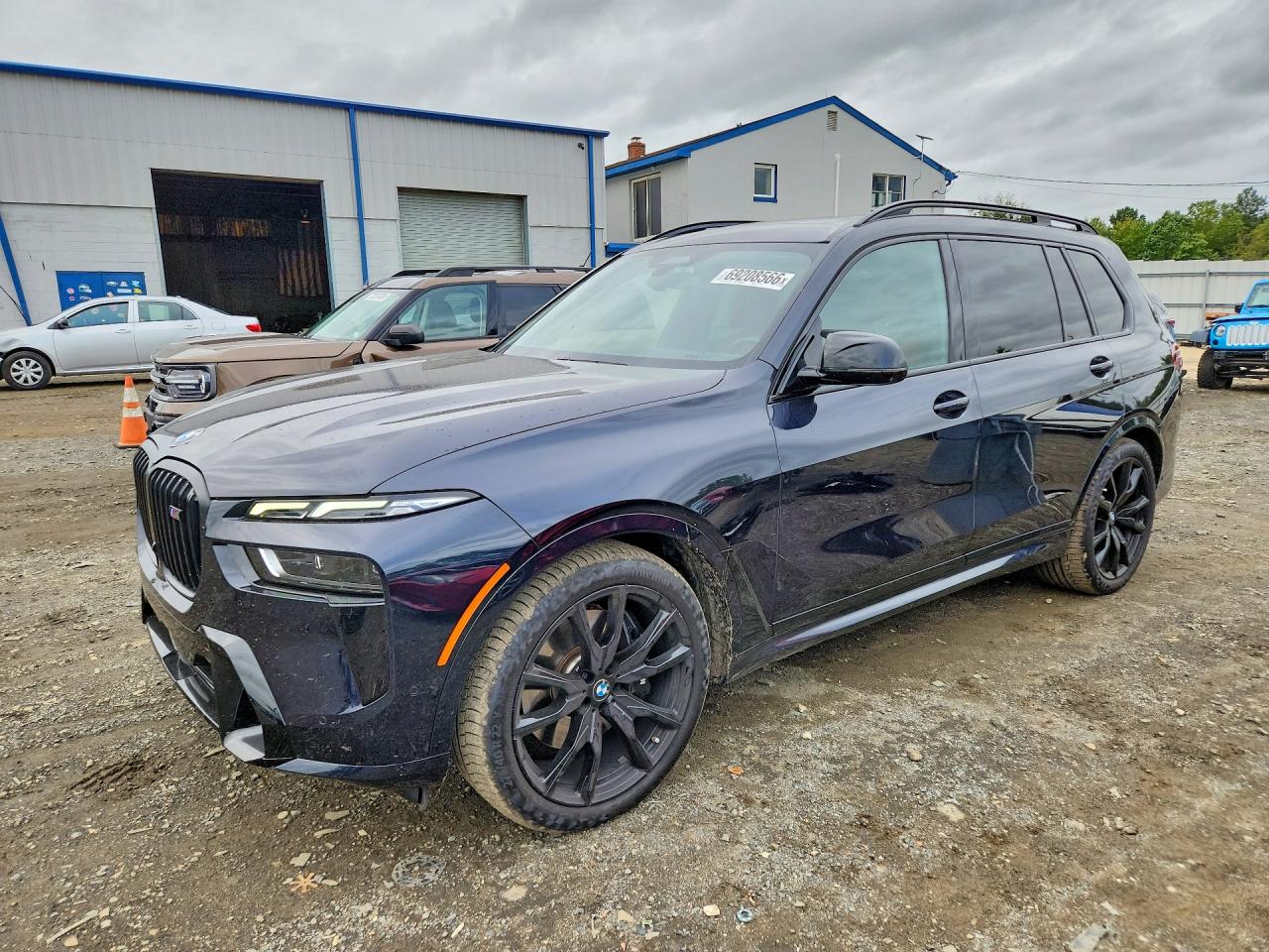 2025 BMW X7 M60I | 5UX33EM09S9W95622 | UPCARS