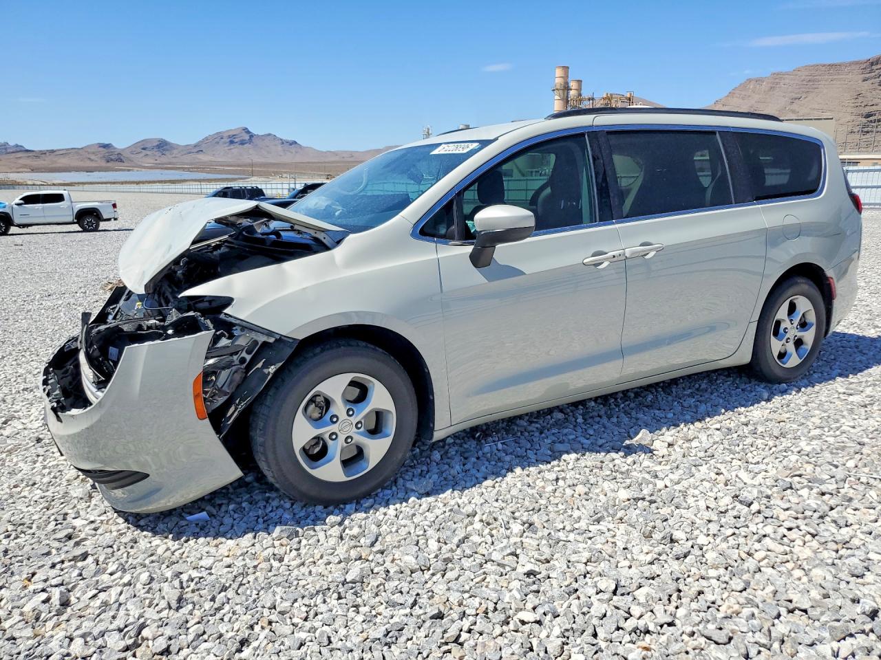 2017 CHRYSLER PACIFICA LX | 2C4RC1CG3HR571092 | UPCARS