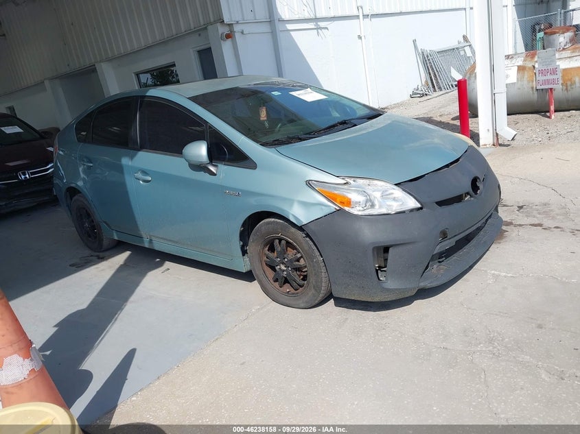 2013 TOYOTA PRIUS TWO | JTDKN3DU6D1724686 | UPCARS