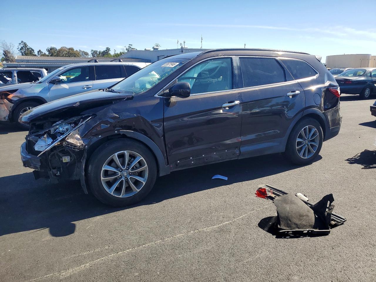 2018 HYUNDAI SANTA FE SE | KM8SM4HFXJU272056 | UPCARS