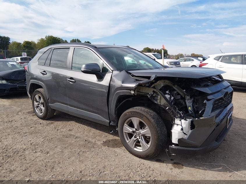 2025 TOYOTA RAV4 XLE | 2T3P1RFV1SW598679 | UPCARS