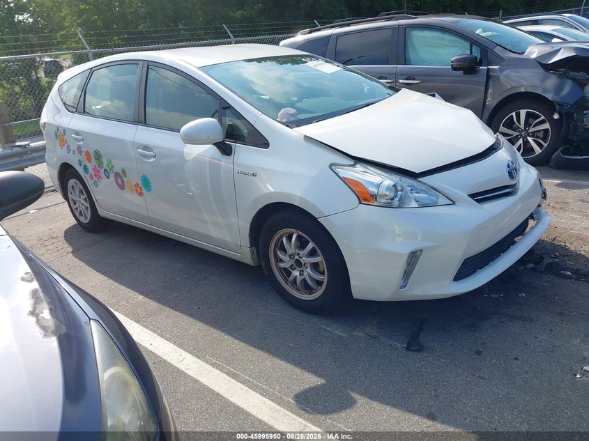 2013 TOYOTA PRIUS V THREE | JTDZN3EU7D3208550 | UPCARS