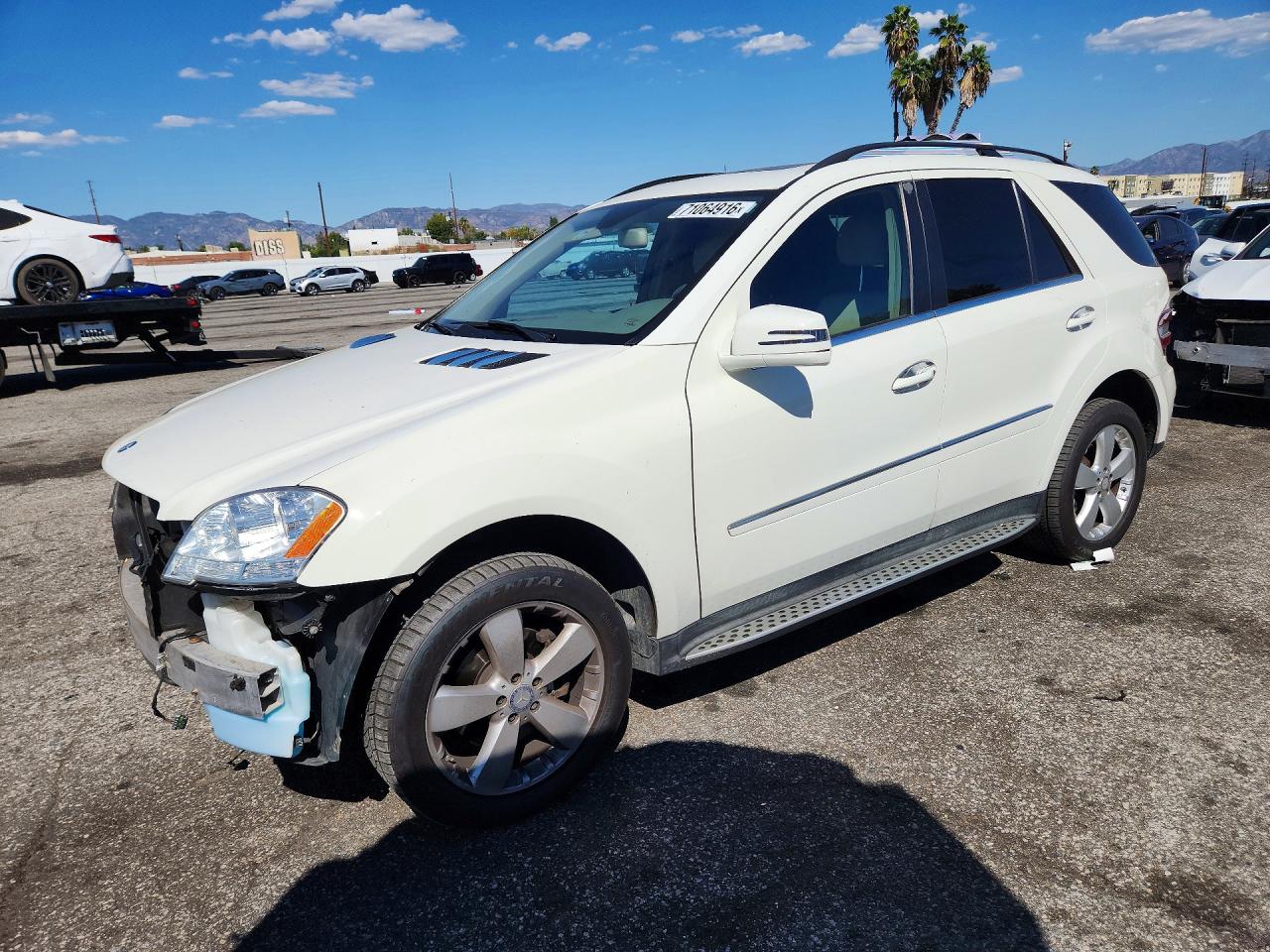 2011 MERCEDES-BENZ M-CLASS 350 4MATIC | 4JGBB8GBXBA721878 | UPCARS
