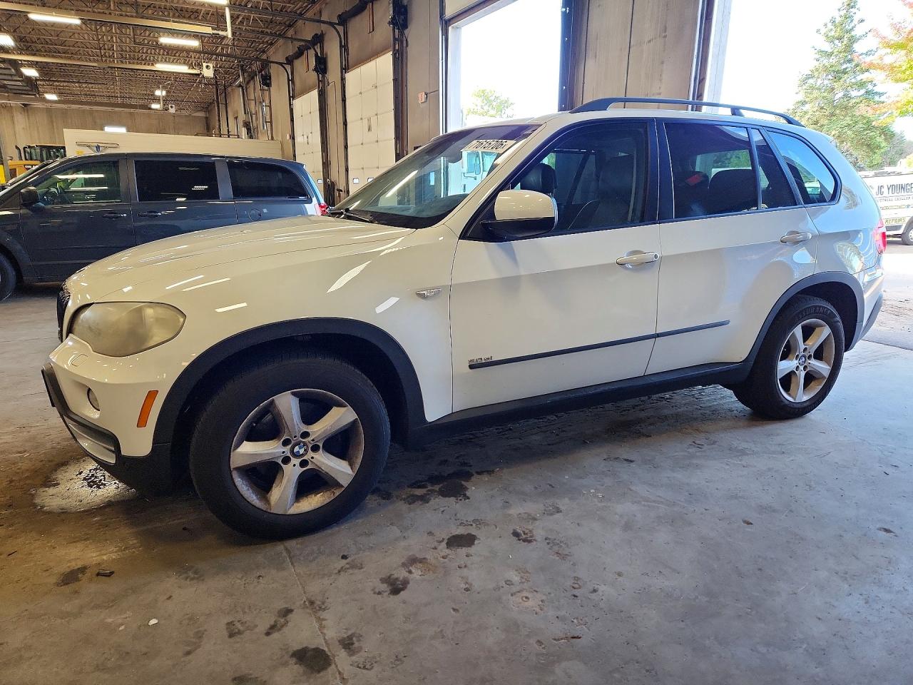 2008 BMW X5 3.0I | 5UXFE43598L002400 | UPCARS