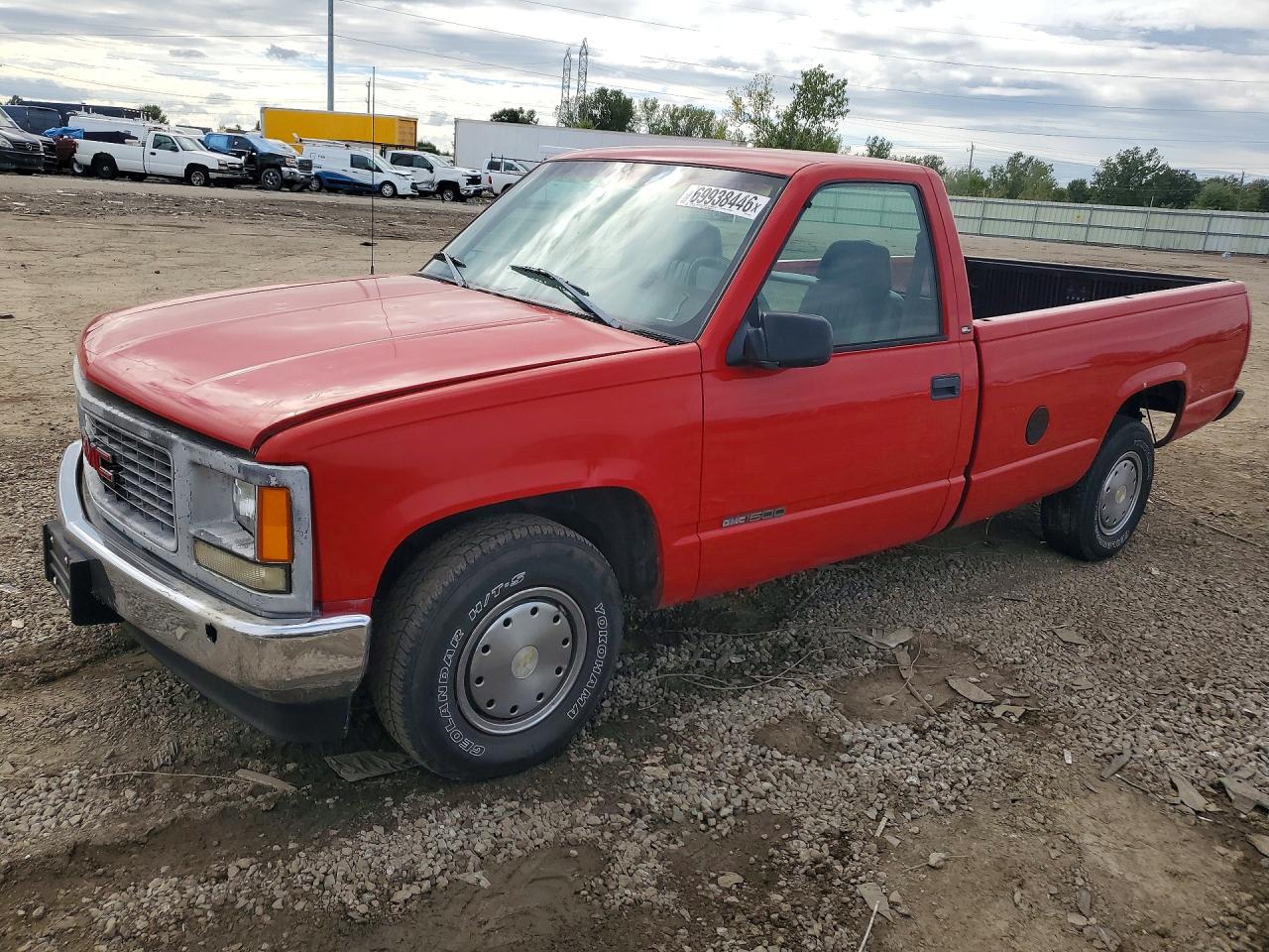 1998 GMC SIERRA C1500 | 1GTEC14W7WZ515938 | UPCARS