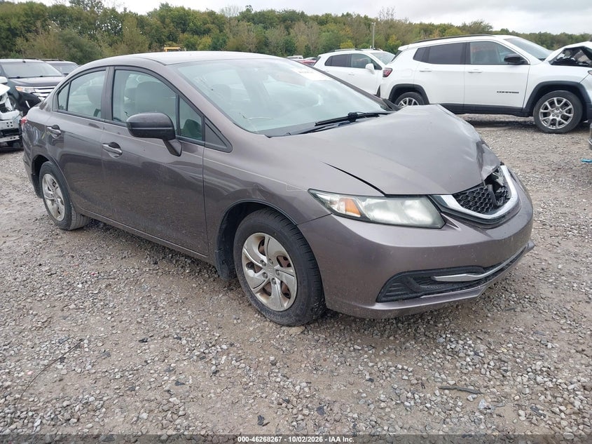 2015 HONDA CIVIC LX | 19XFB2F57FE084028 | UPCARS