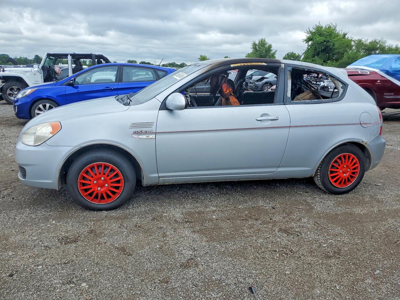 2009 HYUNDAI ACCENT SE | KMHCN35C29U130284 | UPCARS