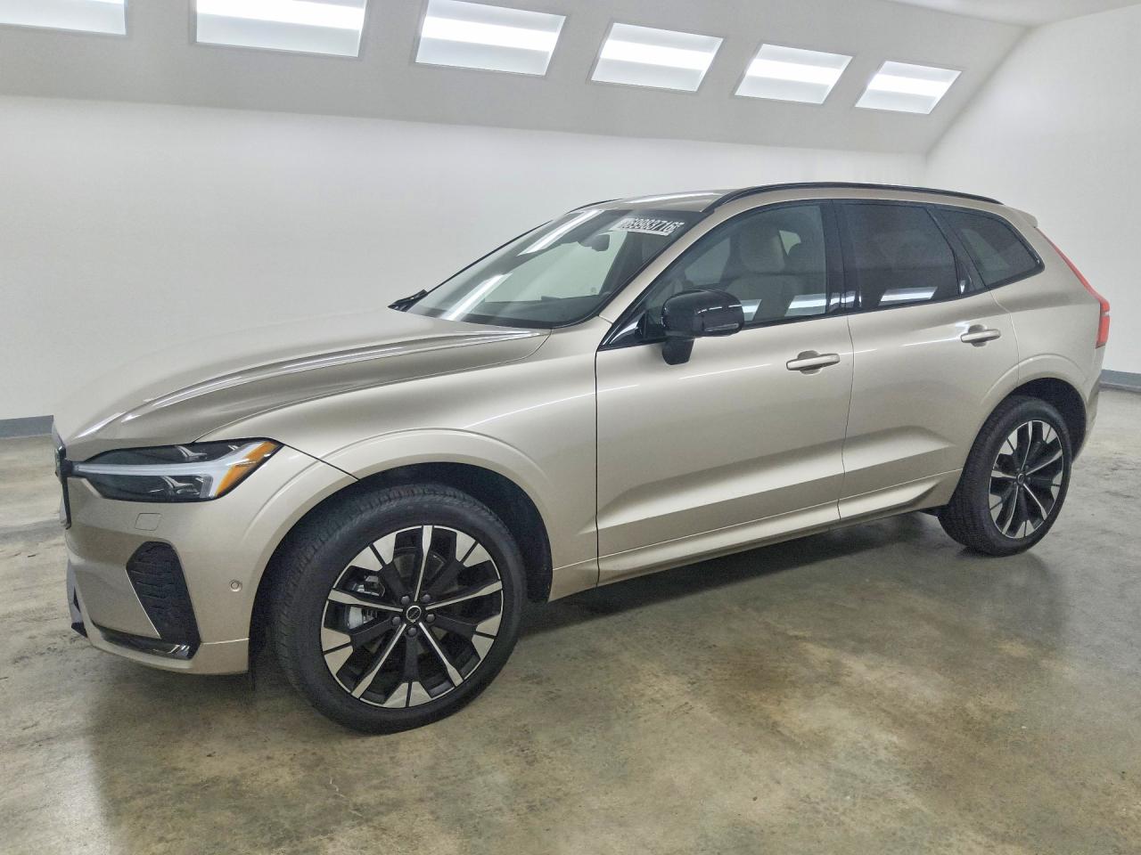 2026 VOLVO XC60 PLUS | YV4M12RC9T1465198 | UPCARS