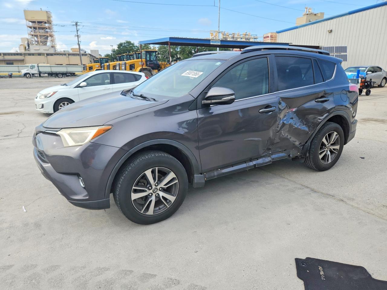 2017 TOYOTA RAV4 XLE | JTMWFREV3HJ130541 | UPCARS