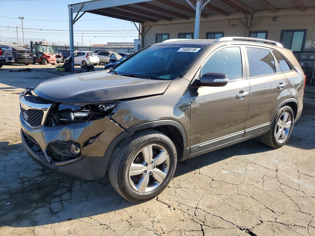2013 KIA SORENTO EX | 5XYKU3A61DG389992 | UPCARS