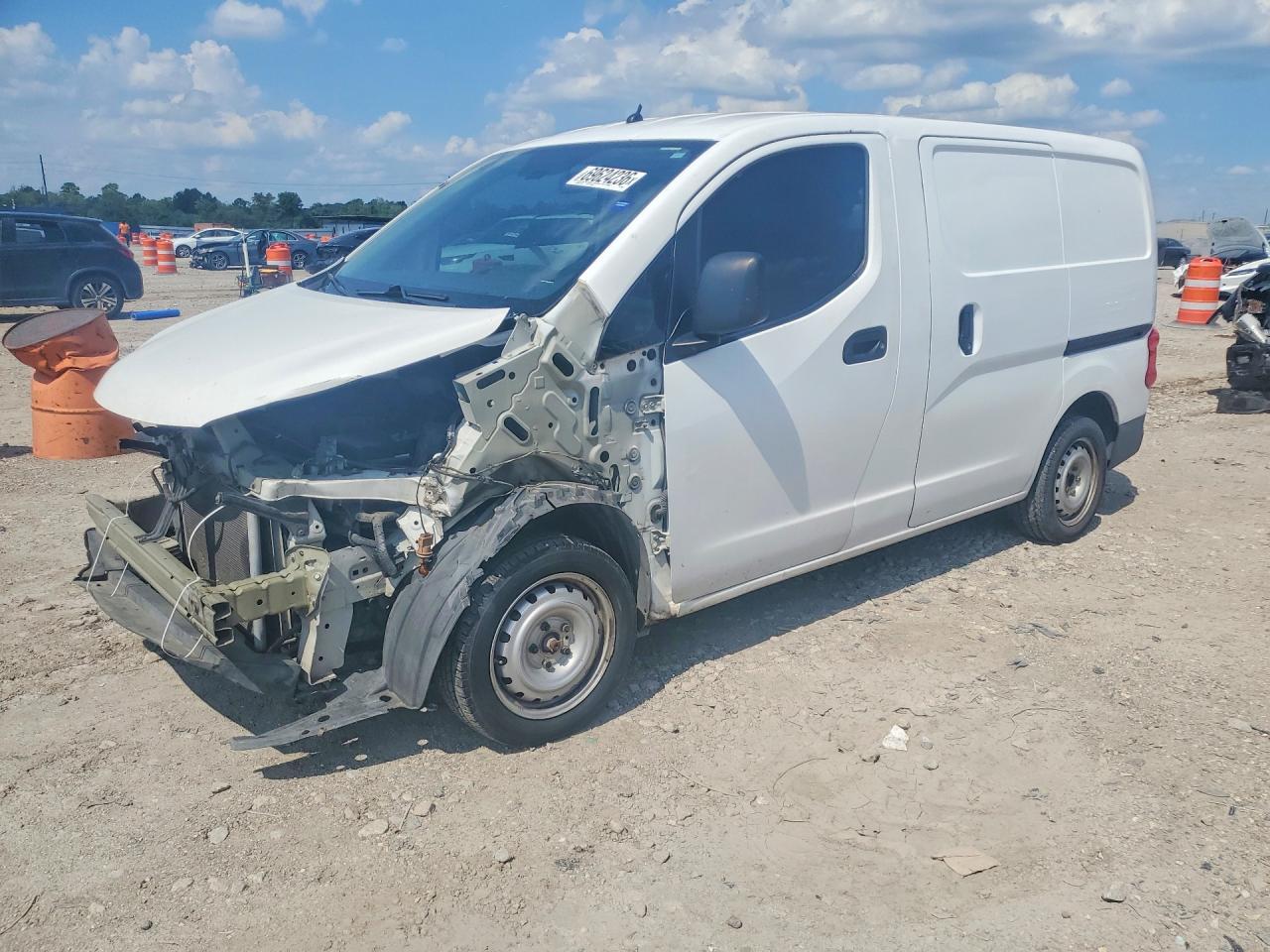 2015 NISSAN NV S | 3N6CM0KN1FK700392 | UPCARS