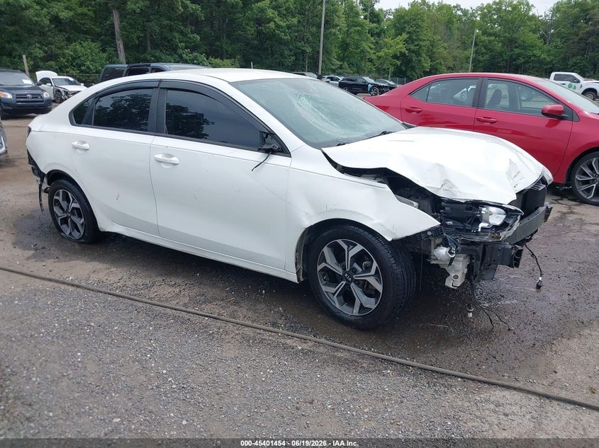 2019 KIA FORTE LXS | 3KPF24AD0KE038433 | UPCARS