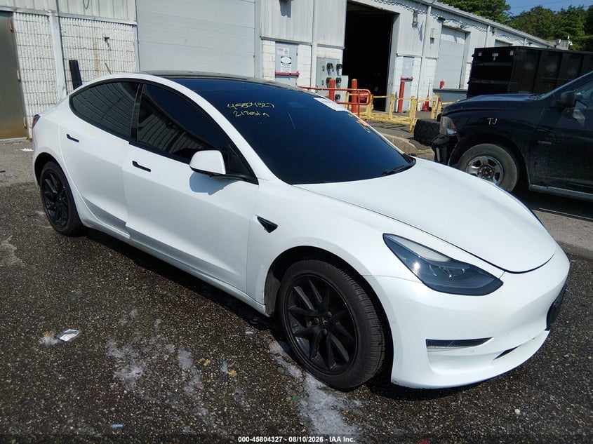 2021 TESLA MODEL 3 STANDARD RANGE PLUS REAR-WHEEL DRIVE | 5YJ3E1EAXMF947690 | UPCARS