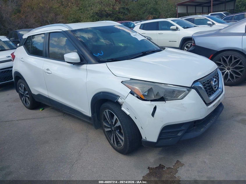 2018 NISSAN KICK SV | 3N1CP5CU0JL503460 | UPCARS