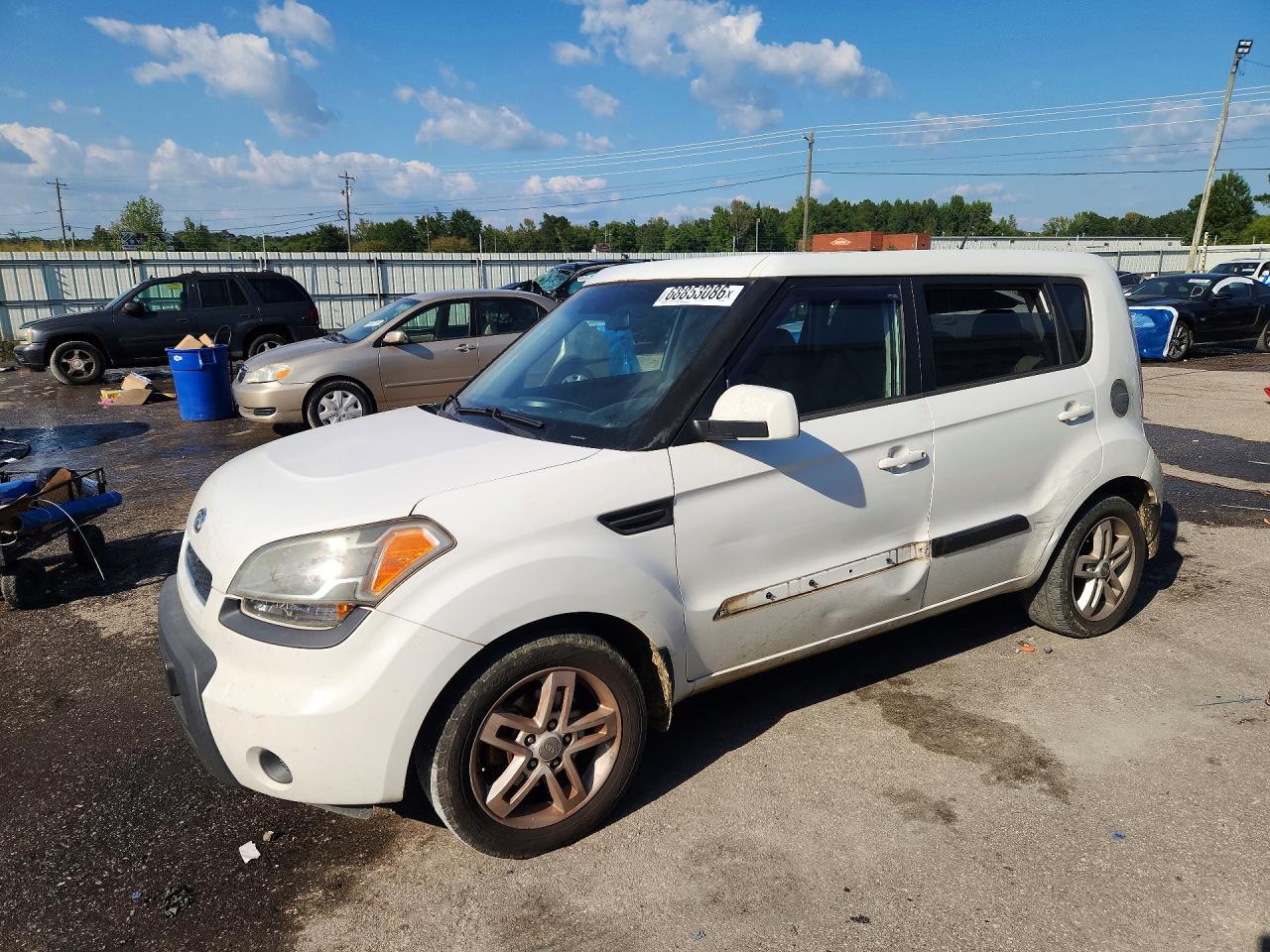2011 KIA SOUL + | KNDJT2A21B7708842 | UPCARS