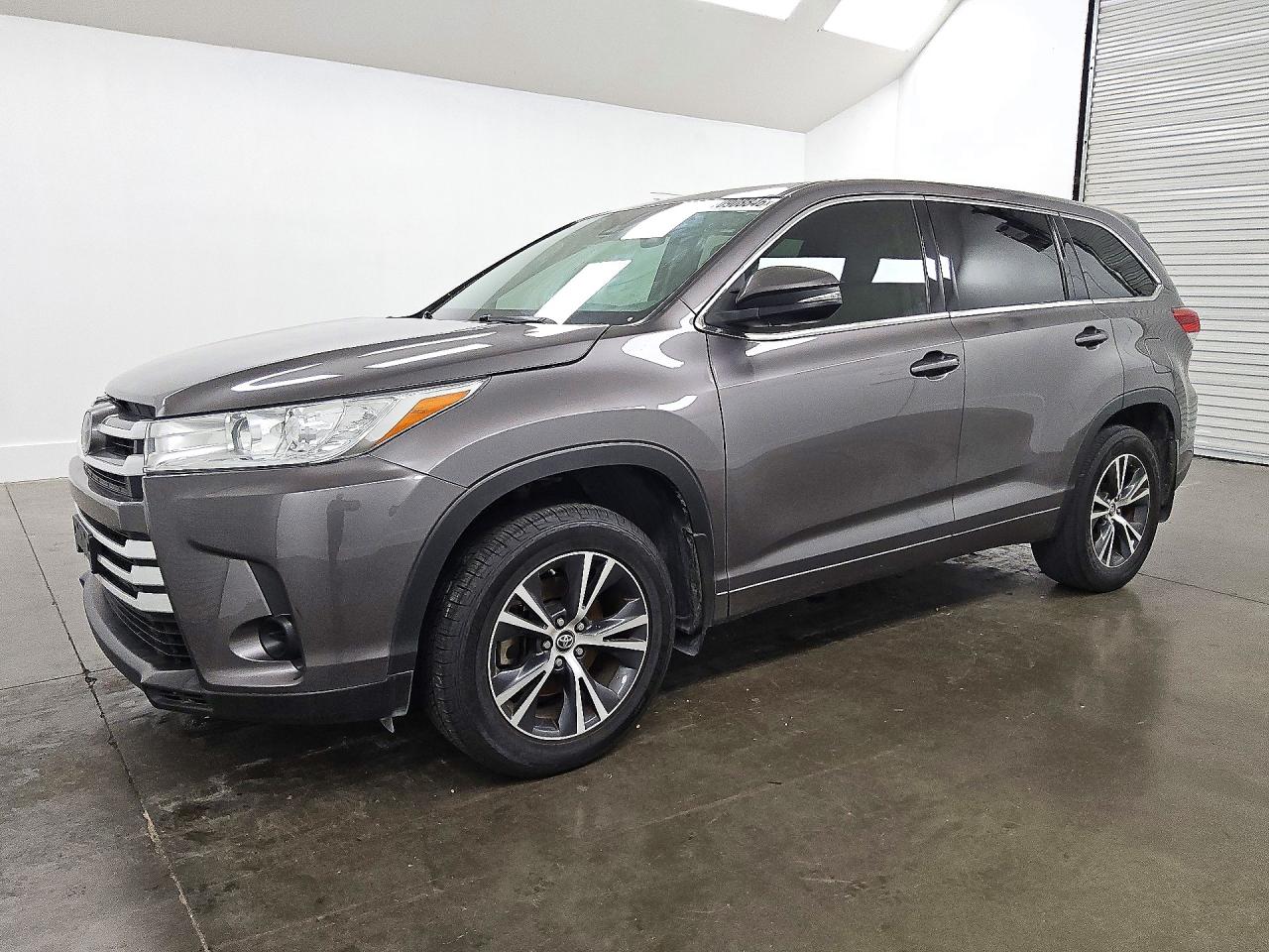 2017 TOYOTA HIGHLANDER LE | 5TDZARFHXHS032310 | UPCARS