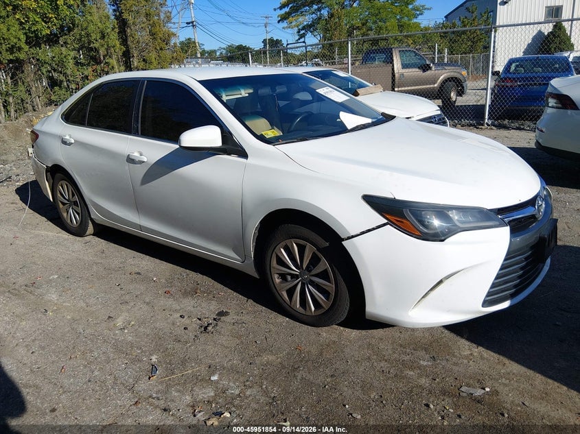 2015 TOYOTA CAMRY LE | 4T4BF1FK6FR506117 | UPCARS
