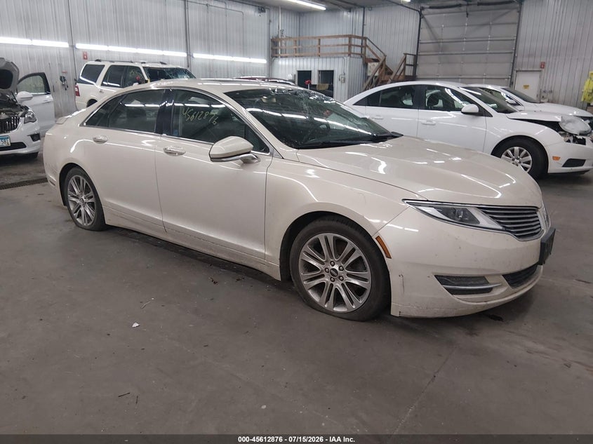 2015 LINCOLN MKZ | 3LN6L2J92FR613459 | UPCARS
