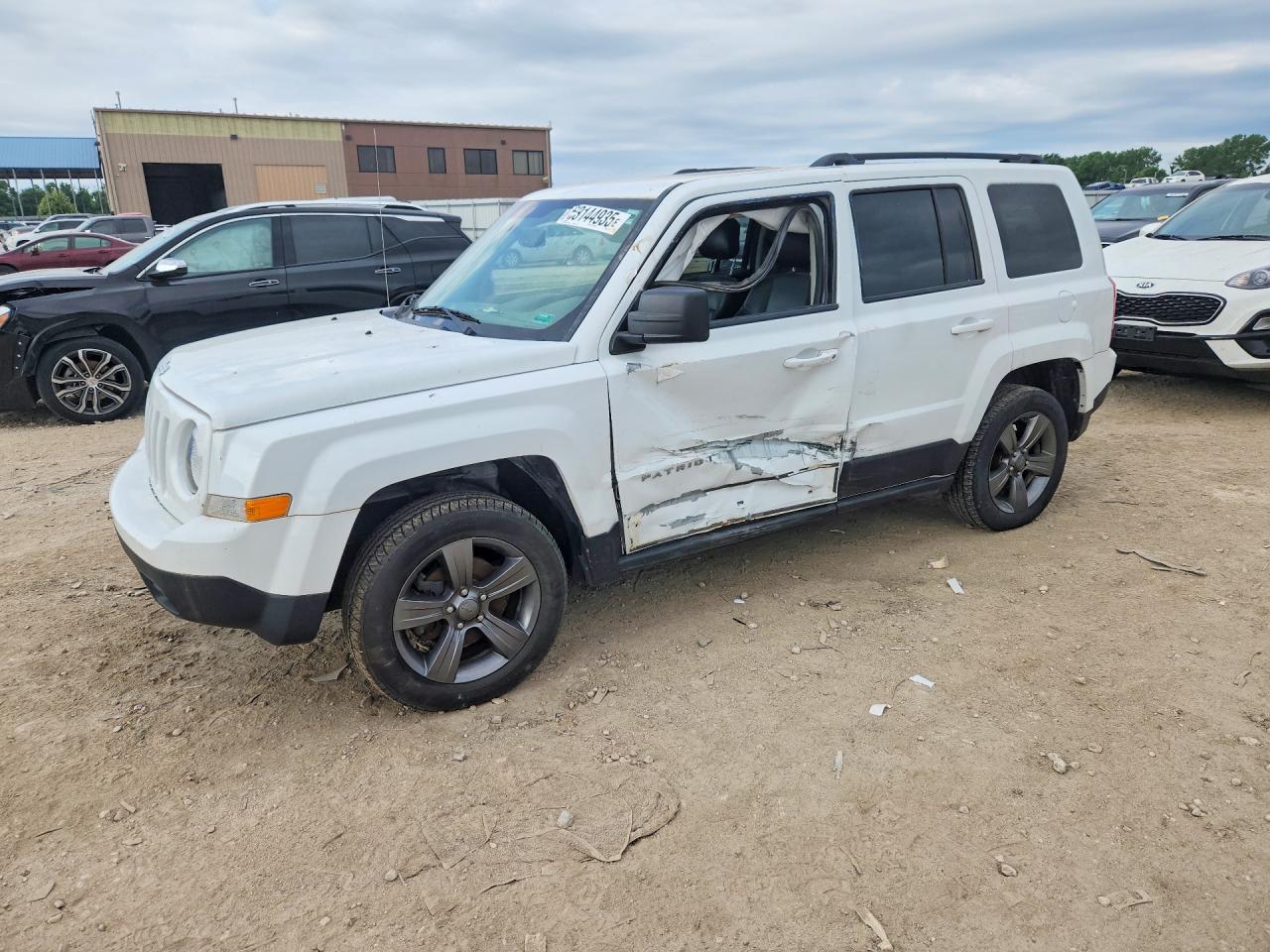 2015 JEEP PATRIOT LATITUDE | 1C4NJRFB9FD316398 | UPCARS