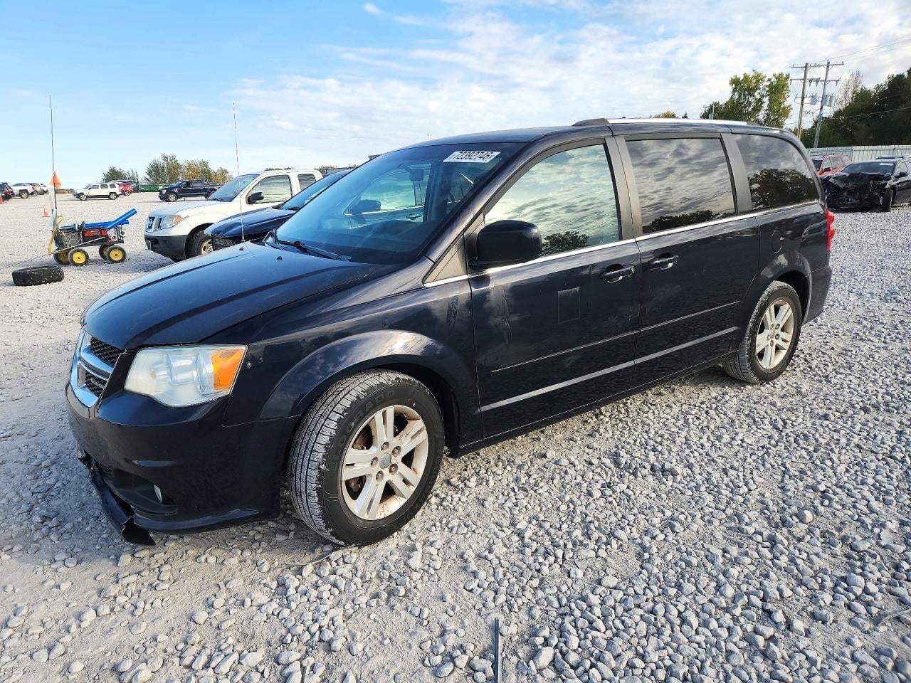 2011 DODGE CARAVAN CREW | 2D4RN5DG3BR733068 | UPCARS