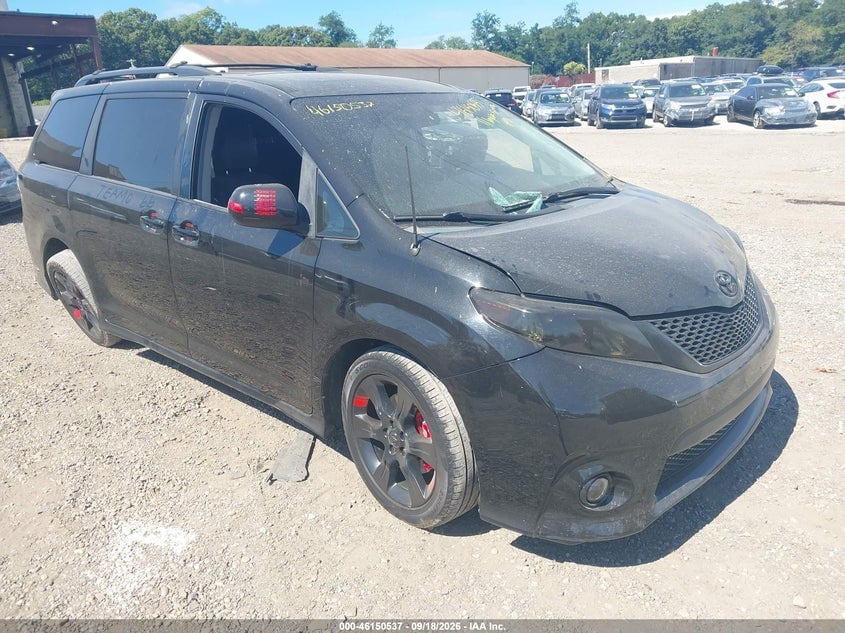 2011 TOYOTA SIENNA SE | 5TDXK3DC6BS037522 | UPCARS