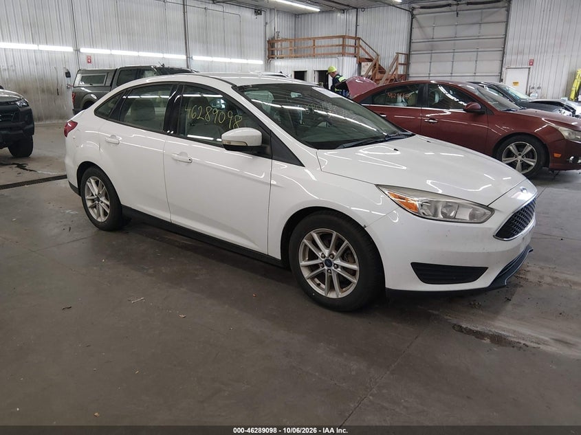 2015 FORD FOCU SE | 1FADP3F23FL364577 | UPCARS