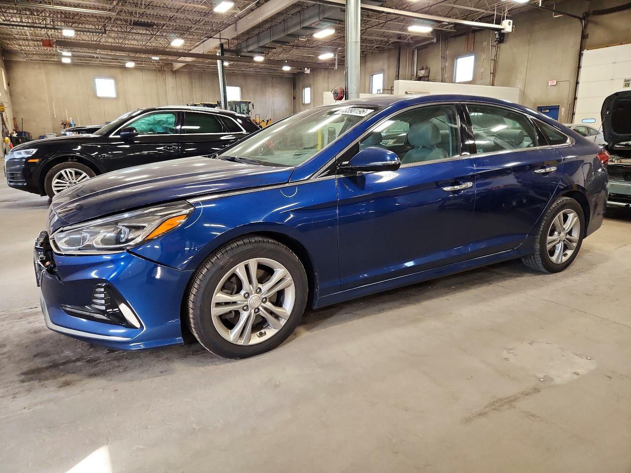 2018 HYUNDAI SONATA LIMITED | 5NPE34AF1JH641962 | UPCARS