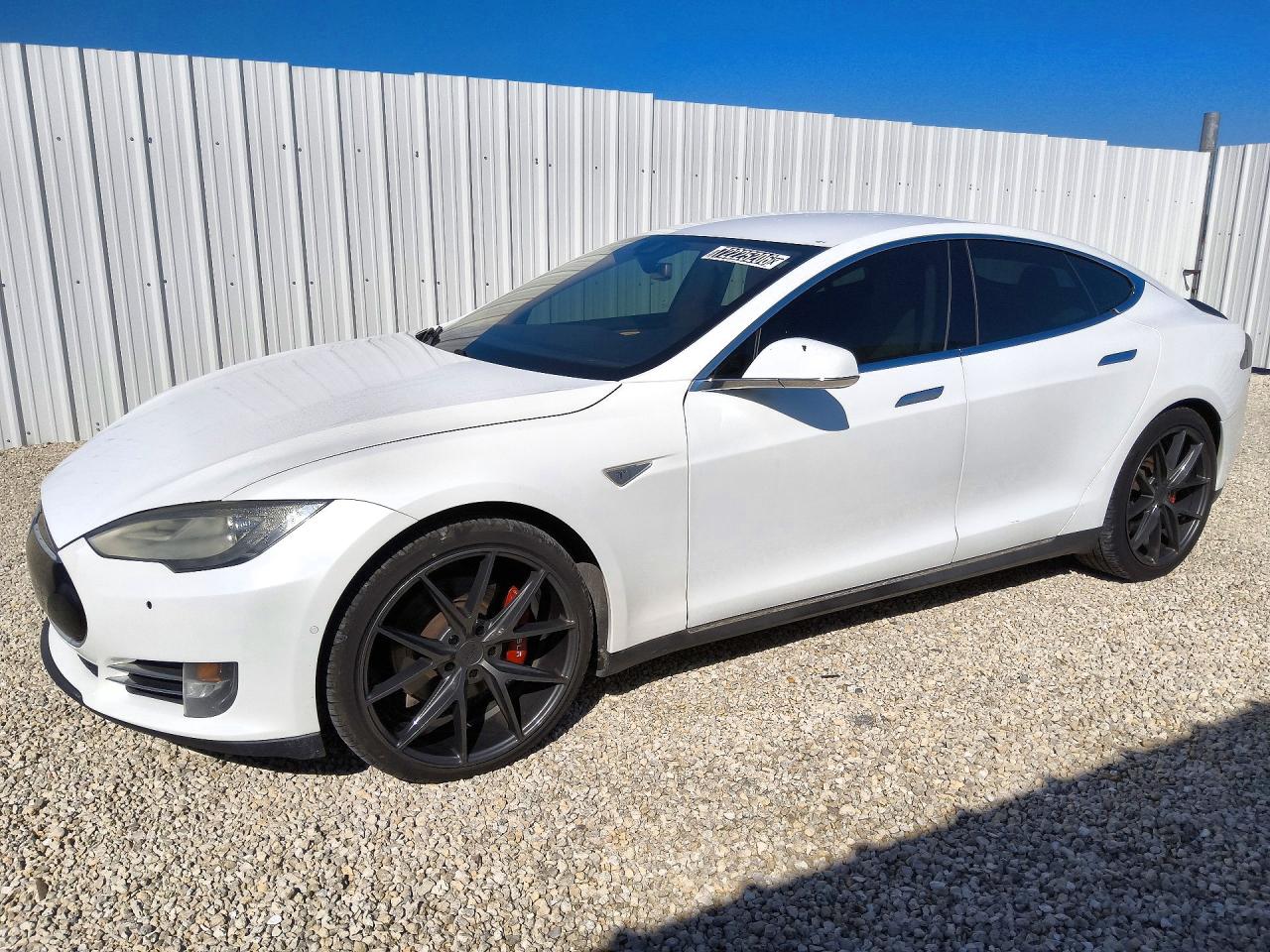 2015 TESLA MODEL S 85 | 5YJSA1H18FFP68876 | UPCARS