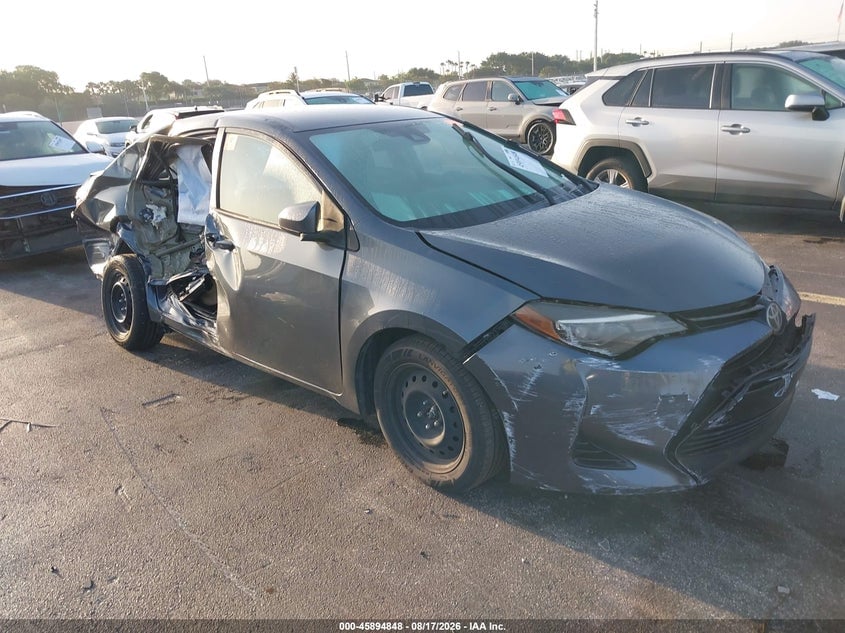 2018 TOYOTA COROLLA LE | 5YFBURHE8JP852556 | UPCARS