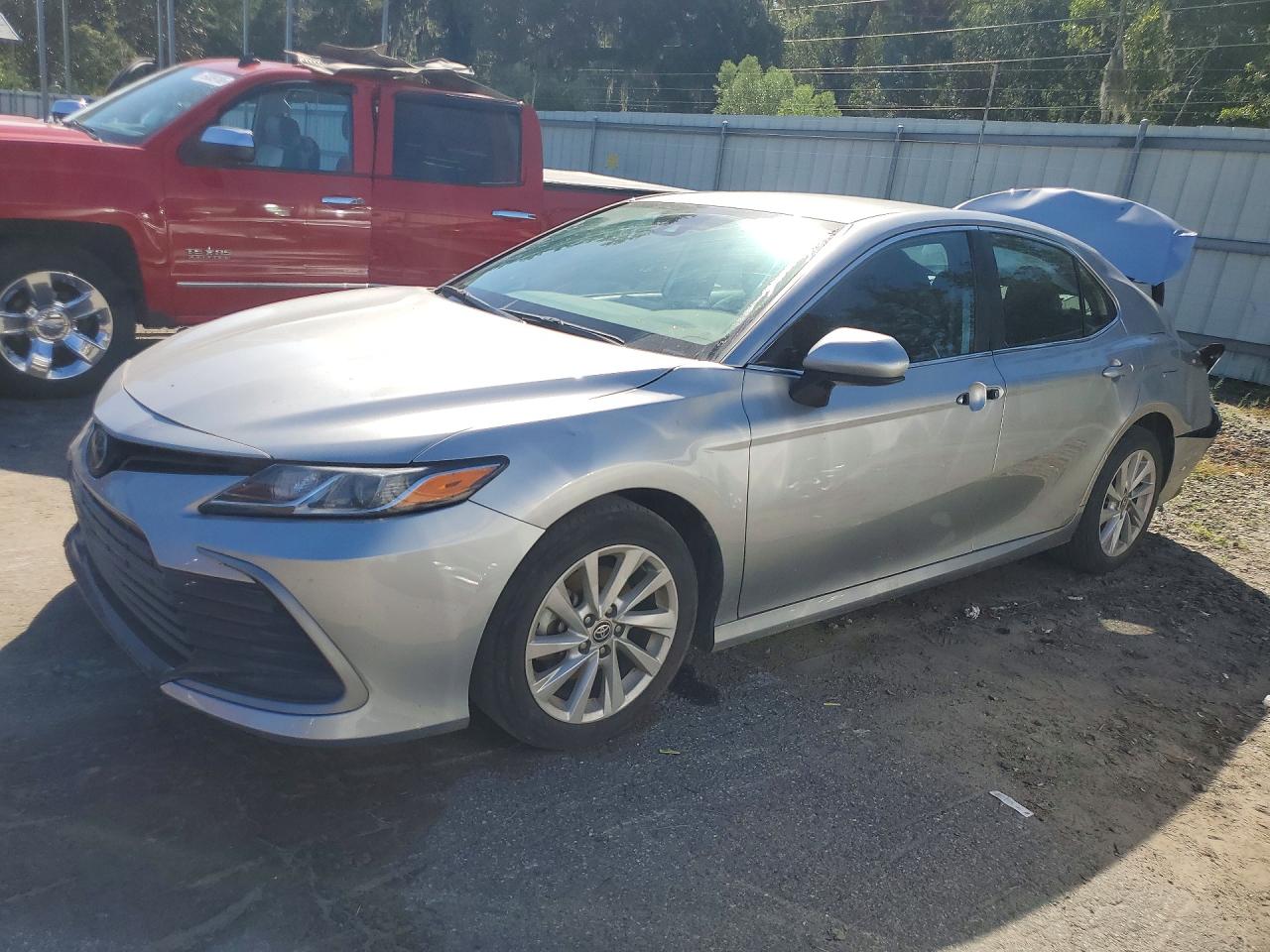 2024 TOYOTA CAMRY LE | 4T1C11AK8RU864277 | UPCARS