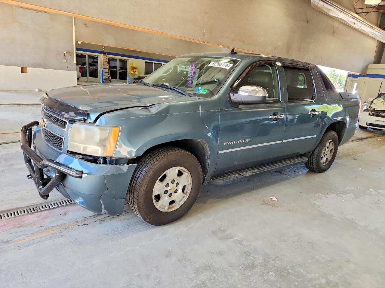 2010 CHEVROLET AVALANCHE LT | 3GNVKFE09AG162371 | UPCARS