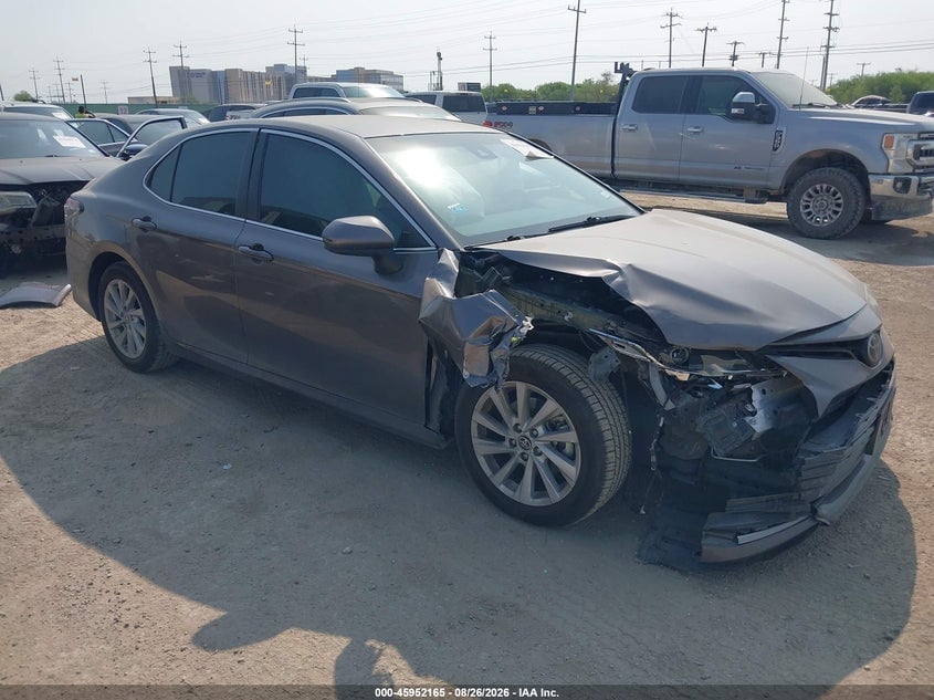 2022 TOYOTA CAMRY LE | 4T1C11AK6NU662726 | UPCARS