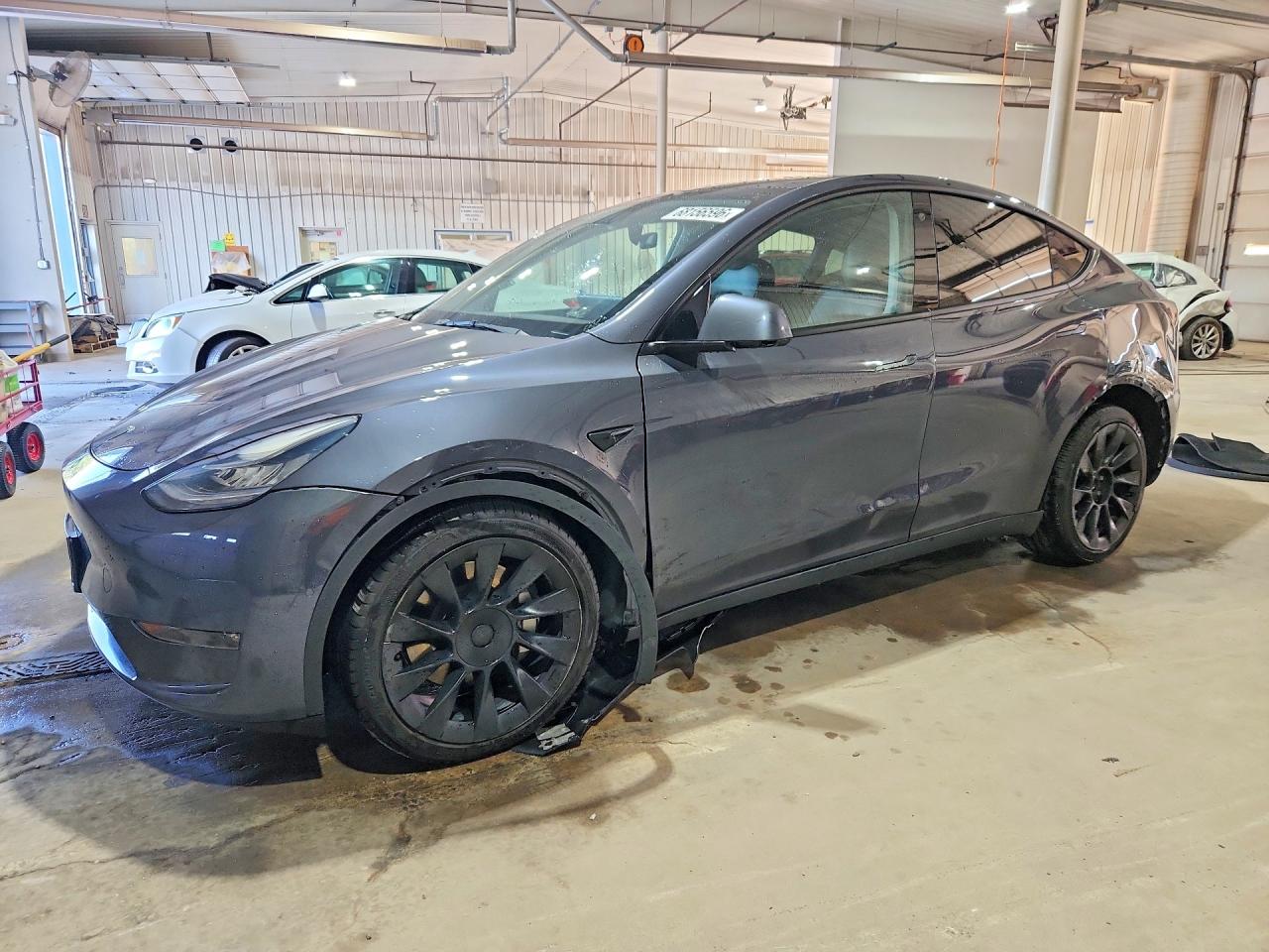 2022 TESLA MODEL Y | 7SAYGDEE2NF317185 | UPCARS