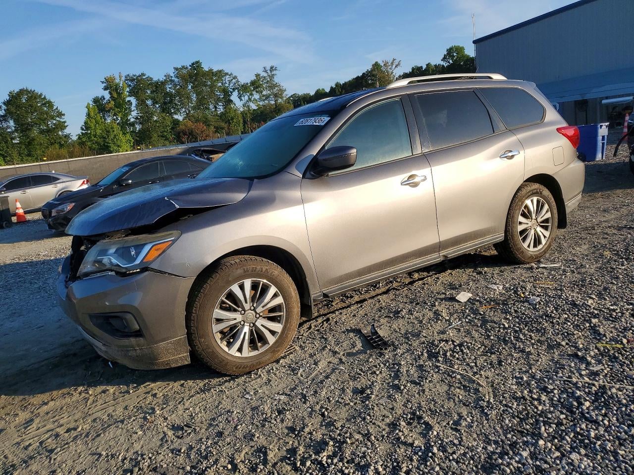 2017 NISSAN PATHFINDER SV | 5N1DR2MM9HC631335 | UPCARS